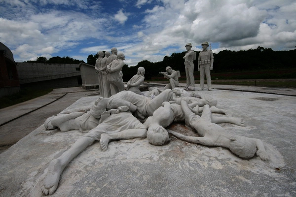 Iconic Statue Commemorating Pakistan Army 1971 Surrender